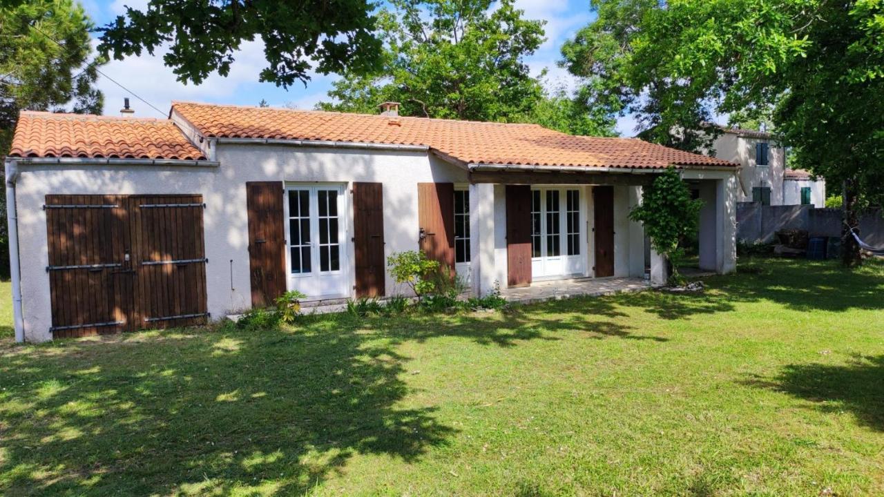 Maison A 8 Min A Pied De La Plage Avec Jardin Clos Et Ombrage Saint-Georges-d’Oléron Kültér fotó