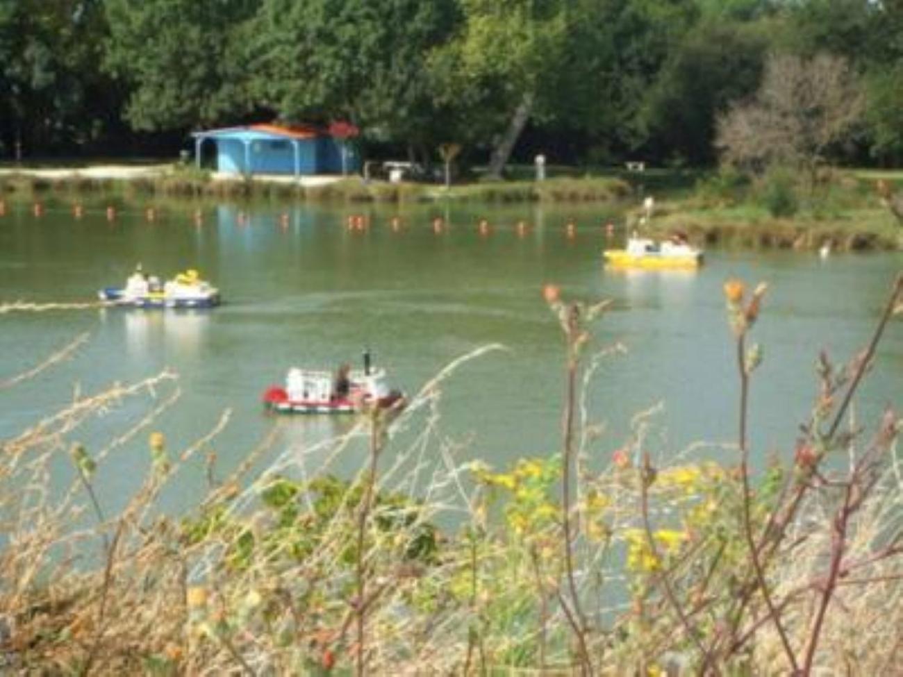 Maison A 8 Min A Pied De La Plage Avec Jardin Clos Et Ombrage Saint-Georges-d’Oléron Kültér fotó